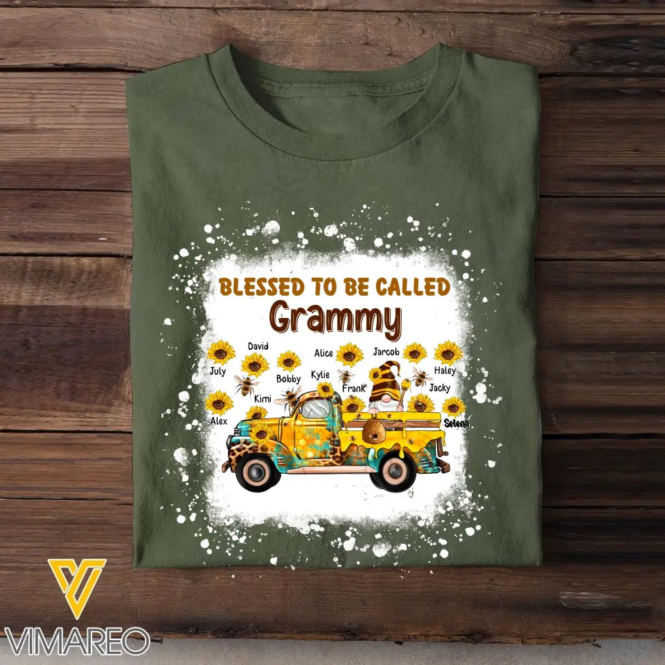 Personalized Blessed To Be Called Grammy Sunflowers Bee Gnome Car & Kid Name T-shirt Printed HTHHN23159