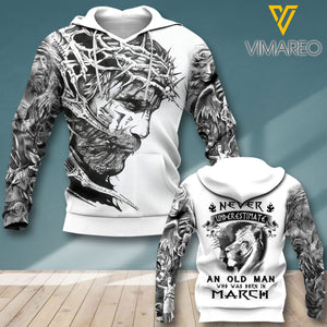 NEVER UNDERESTIMATE AN OLD MAN WHO WAS BORN IN MARCH JESUS HOODIE QTVQ0601